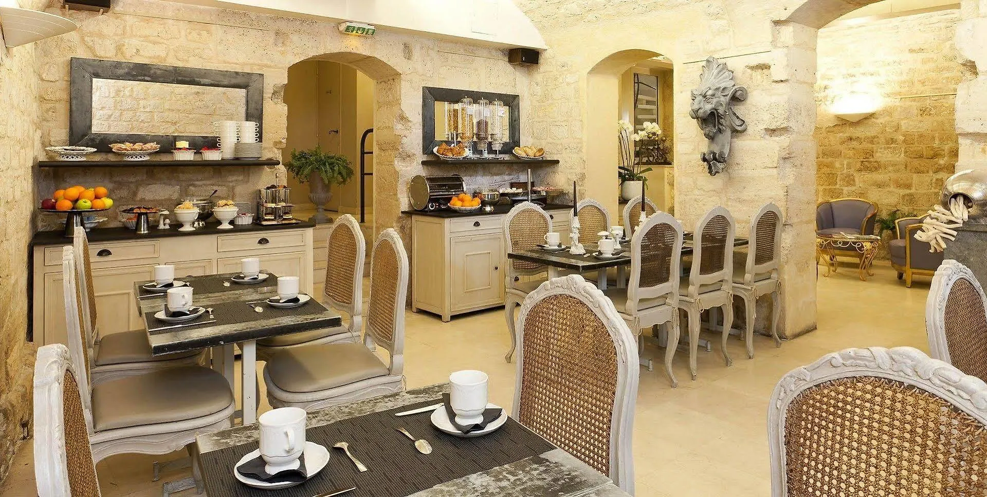 Hotel Des Ducs D'Anjou Paris